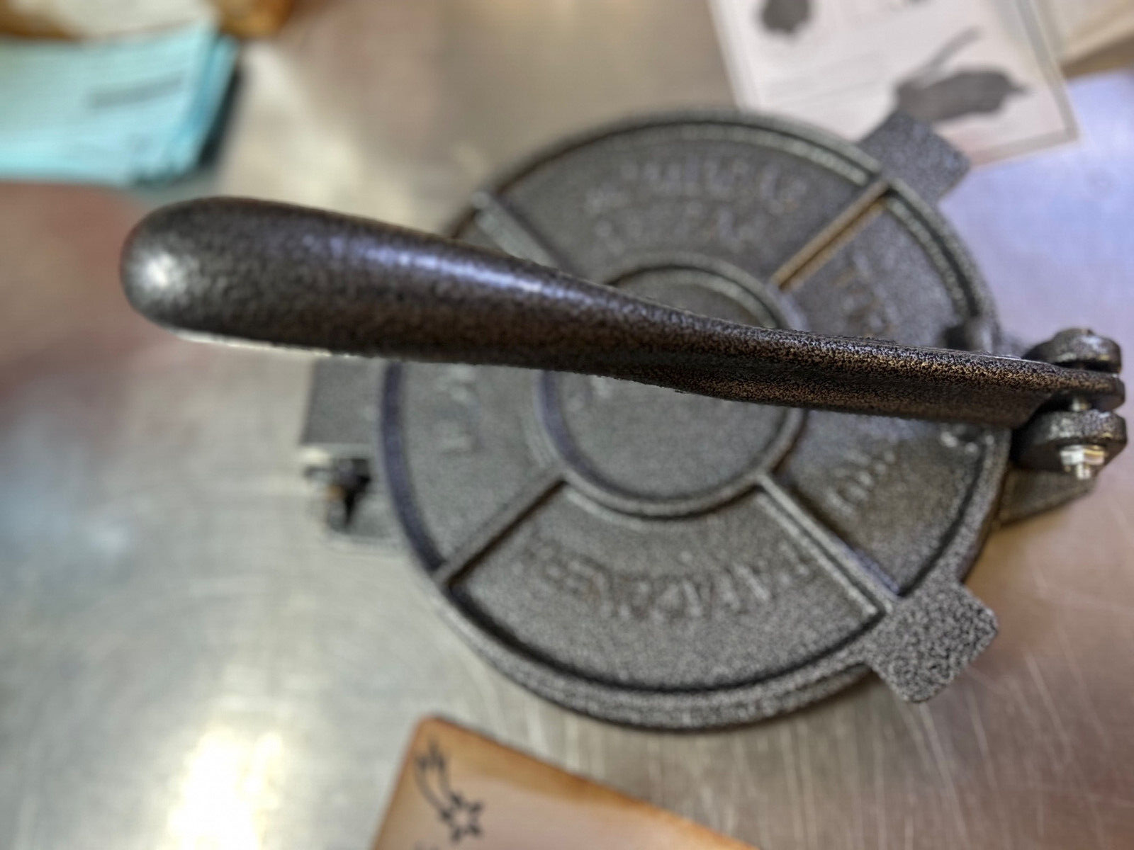 Arc USA 8" Tortilla Press Cast Iron Empanadas Dough Arepas Heavy Duty Pataconera