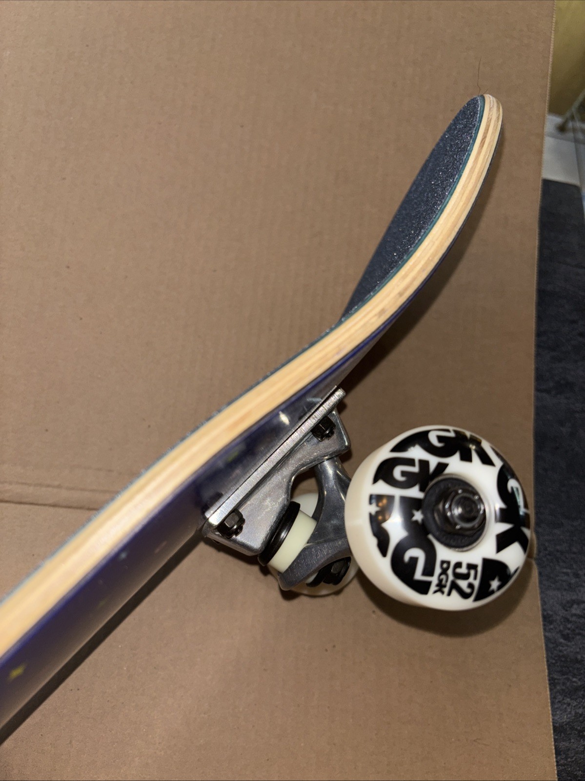 DGK Skateboard Complete Friends Alien Mickey 8.0"