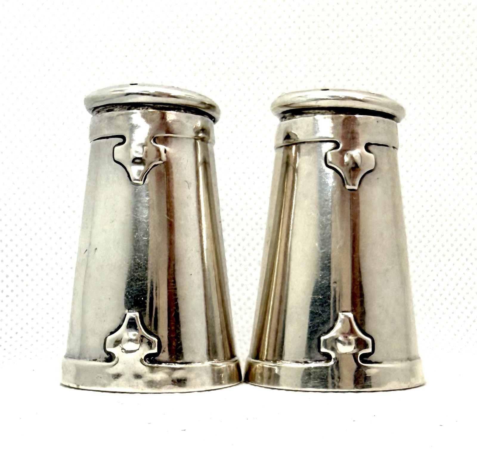 Shreve & Co Sterling Silver Salt And Pepper Shakers Set of 2