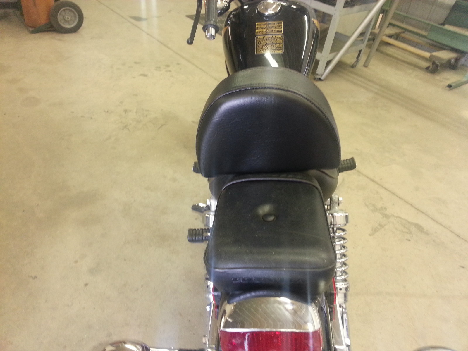 Honda Rebel 250 Drivers Backrest Quick Release no tools