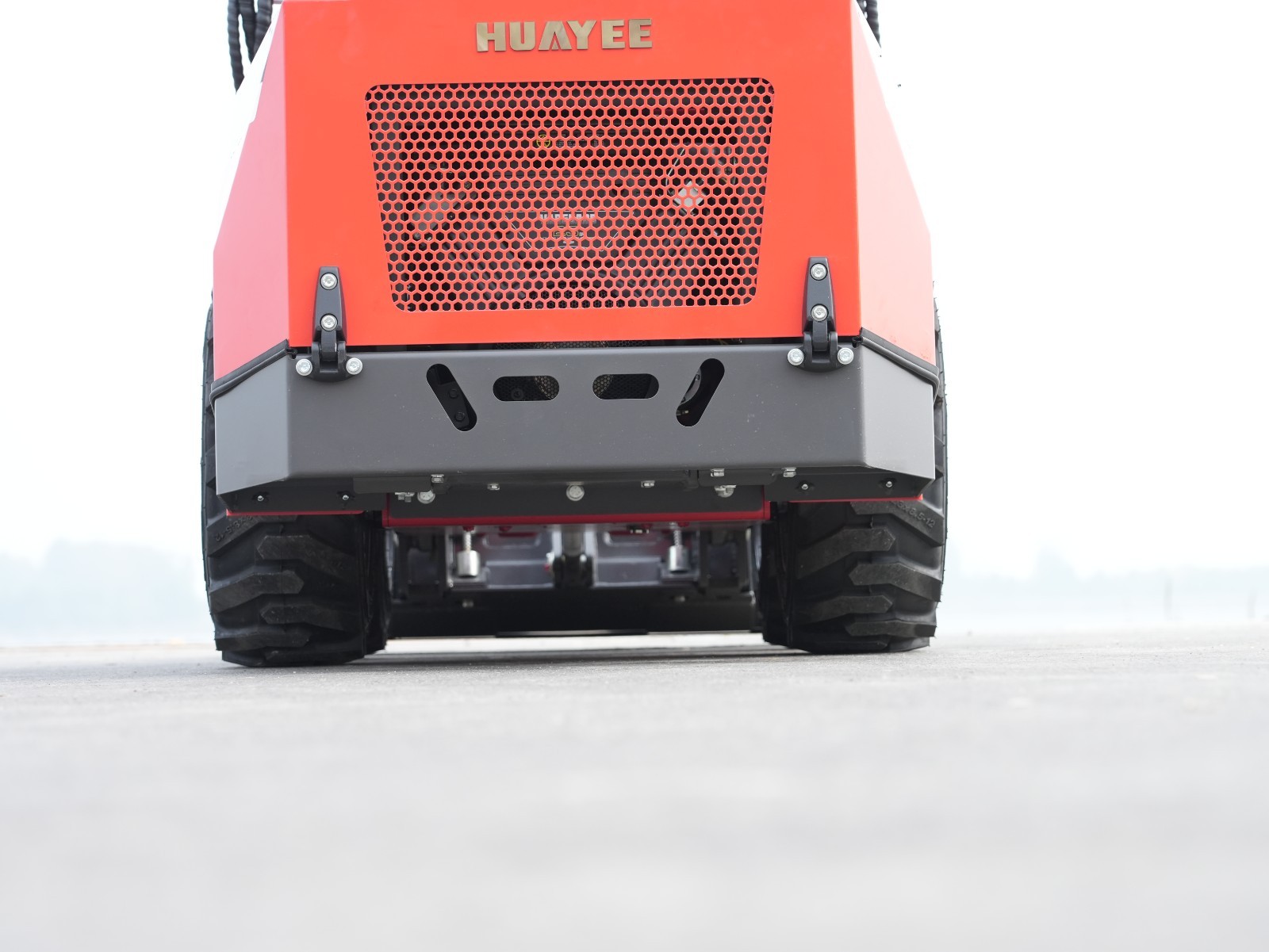 B&S 23HP Ride-On Wheeled Mini Skid Steer Loader with EPA Engine