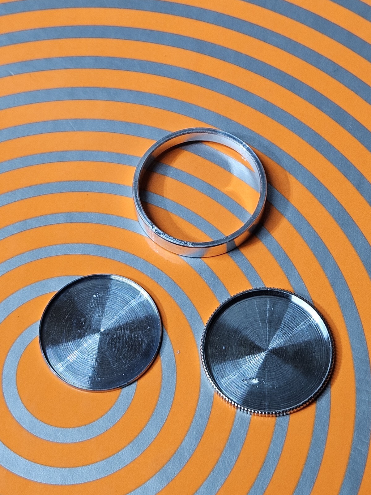 Magic Trick Spy Quarter Hallow Coin Magicians Prop T1