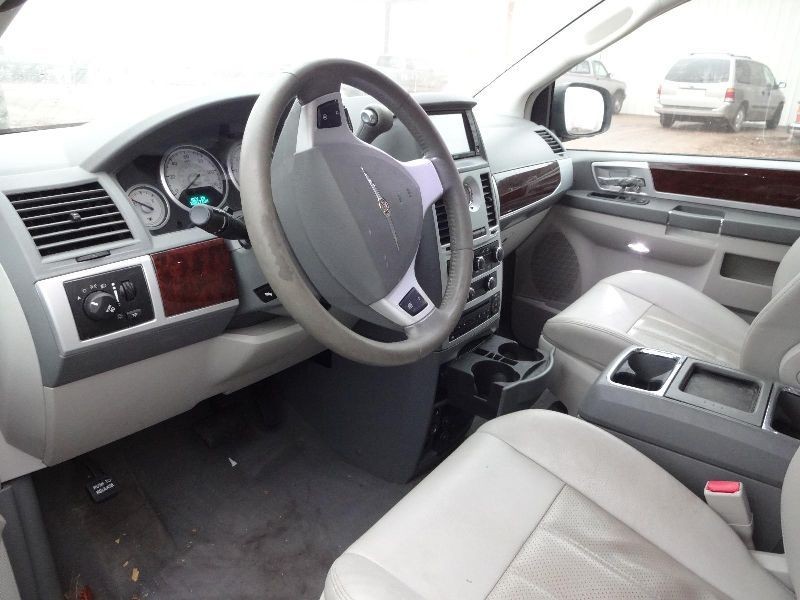 Info-GPS-TV Screen Display Roof Mounted DVD Fits 11-12 JOURNEY 169111