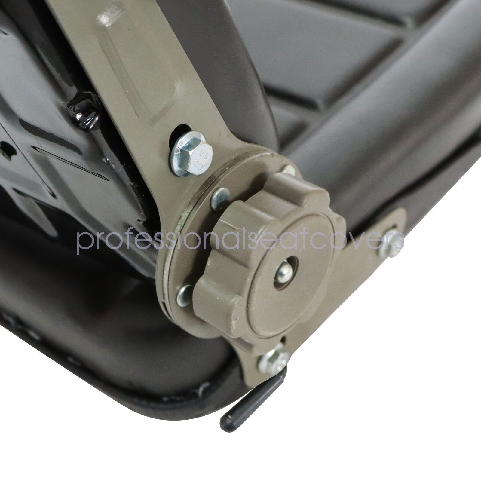 Universal Tractor Seat W/Armrest For Kubota L3130 L3240 L3430 L3540 L3830 L3940