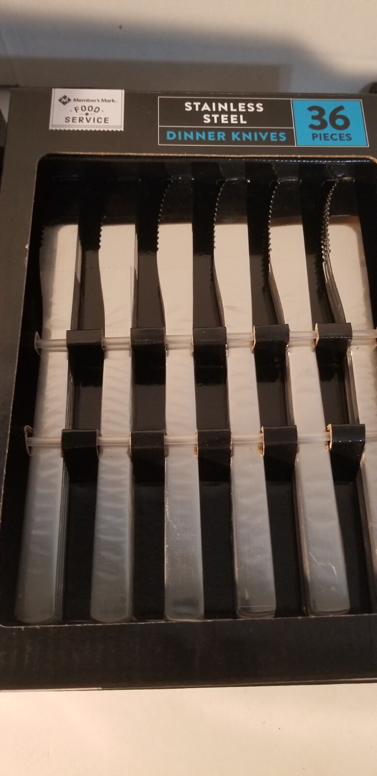 WINDSOR STAINLESS DINNER KNIVES 36 EACH  FOOD SERVICE QUALITY  *FACTORY SEALED*