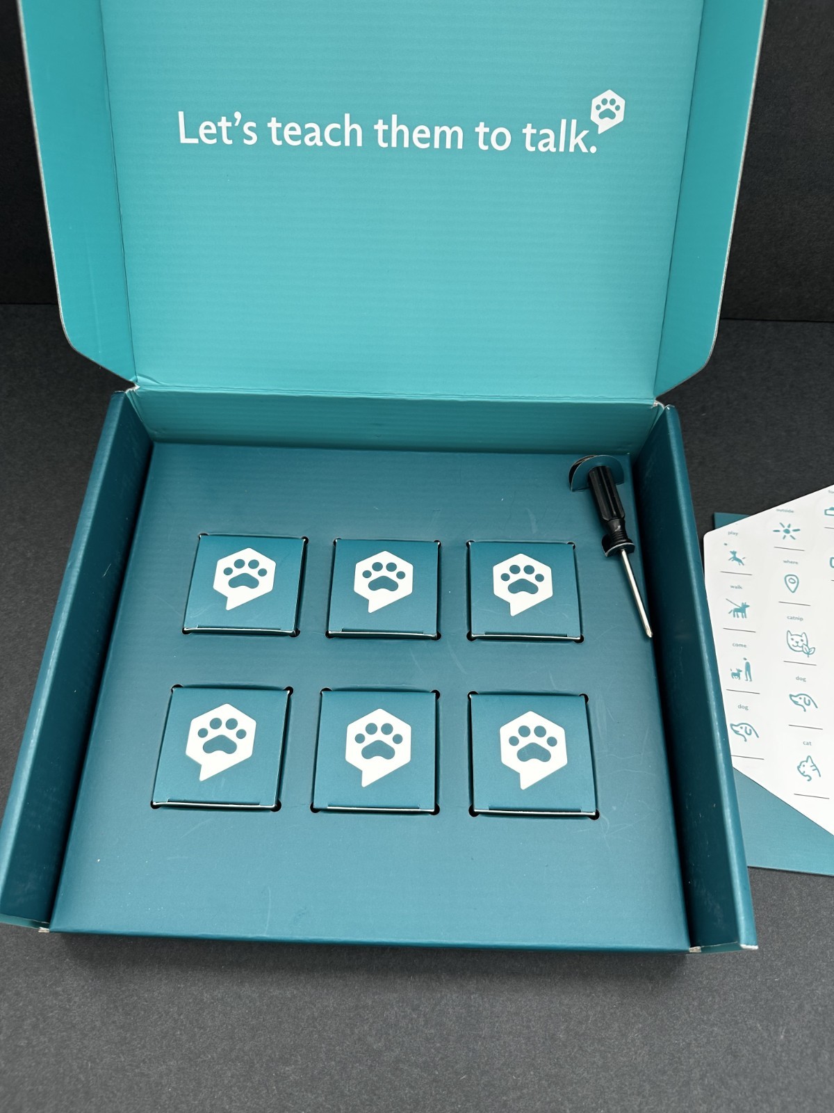 FluentPet Sp UP Get started Kit – 6 Buttons + 3 Tiles + Stickers – Used