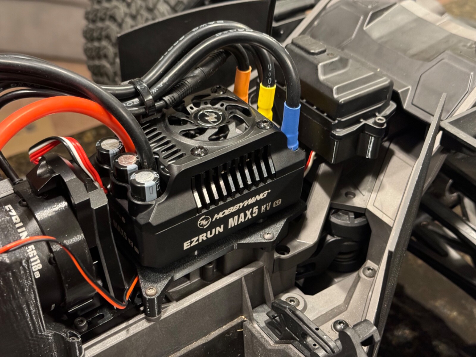 For XRT Hobbywing Max5 G2 Max6 XLX2 ESC and Rx Mount Relocation fits Traxxas