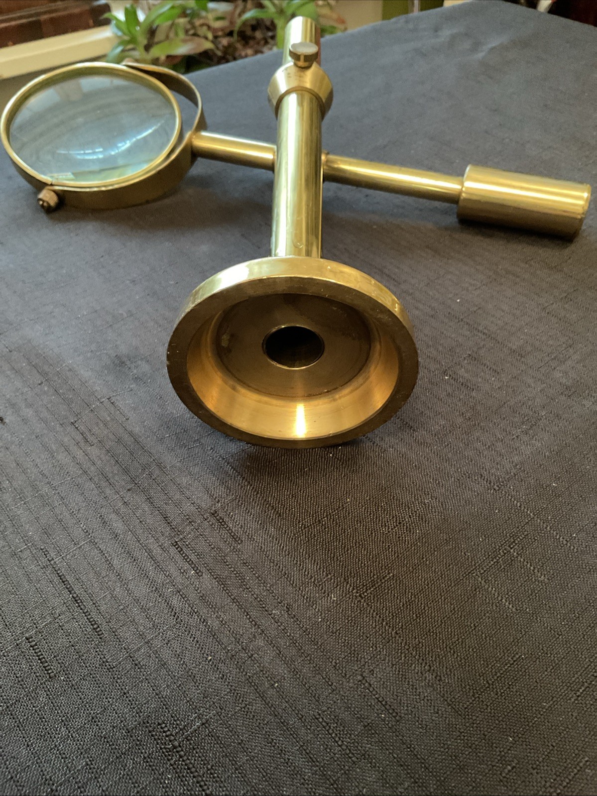 Vintage Desk Top Adjustable Brass And Glass Magnifying Glass On Stand