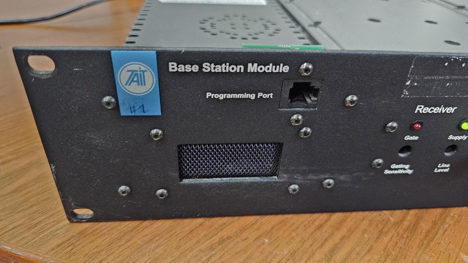 TAIT T800 SERIES 2 SLIMLINE UHF 440-470MHZ 25W TRANSMITTER