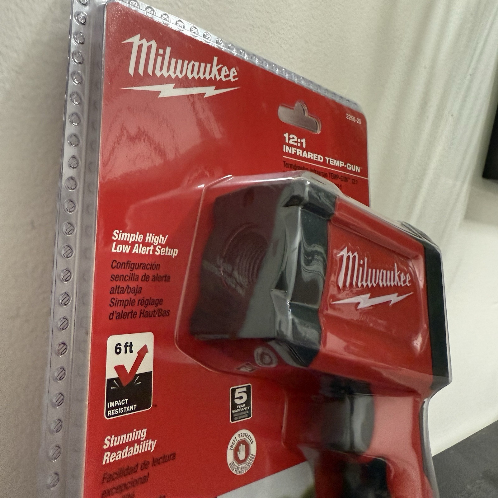 Milwaukee 2268-20 12:1 INFRARED TEMP GUN With 9V Battery New With Tags NWT