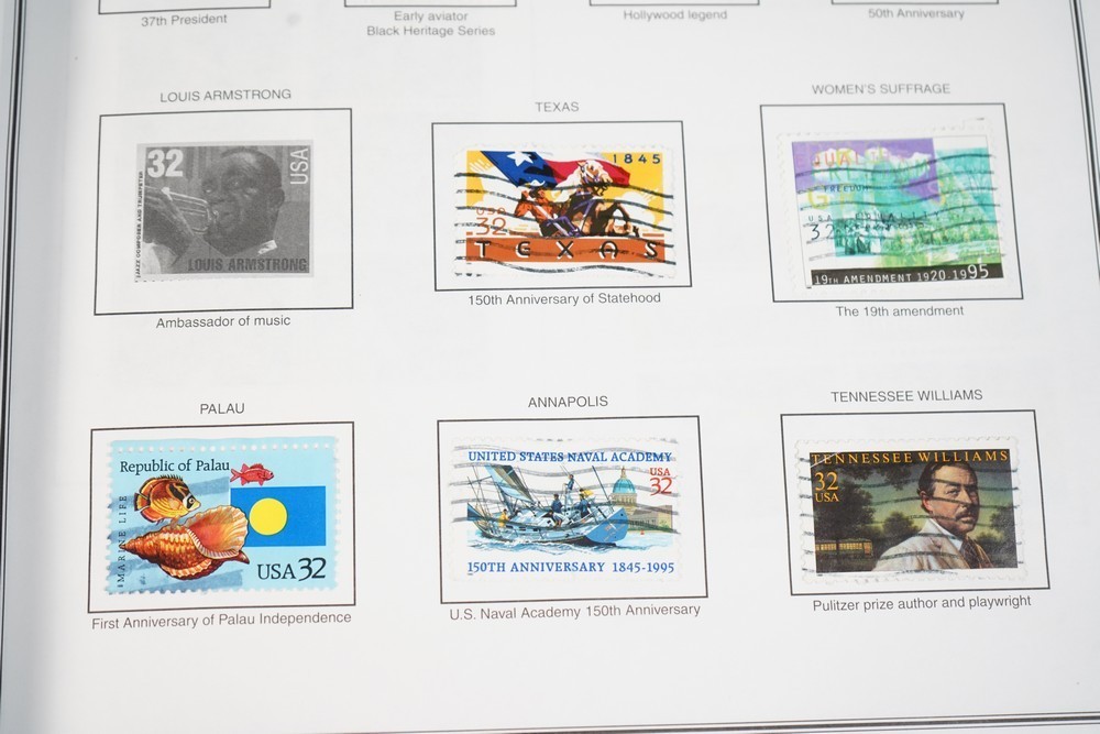 US 1990s-2000s COLLECTION OF 450+ STAMPS MINT & UESD STORED IN HARRIS ALBUM