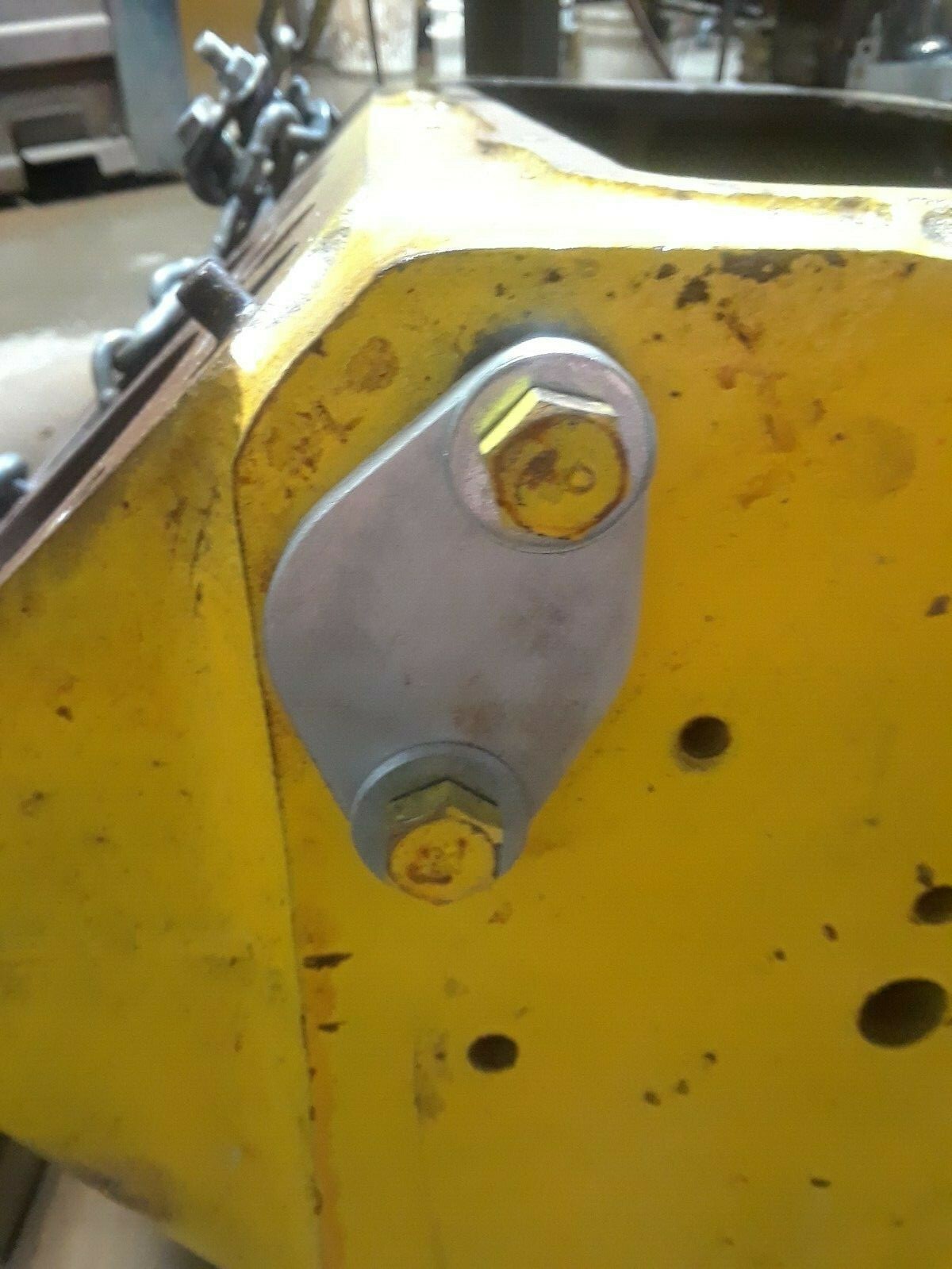 Chrysler water block off plates 331,354.392