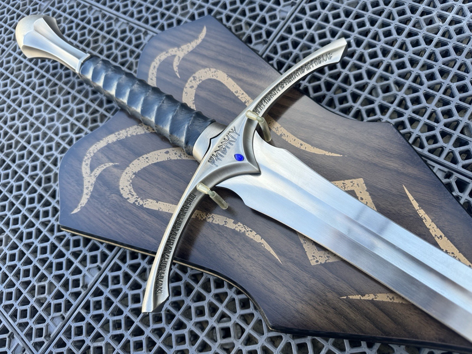 Lord Of The Rings United Cutlery UC-1265 Glamdring 1:1 Scale