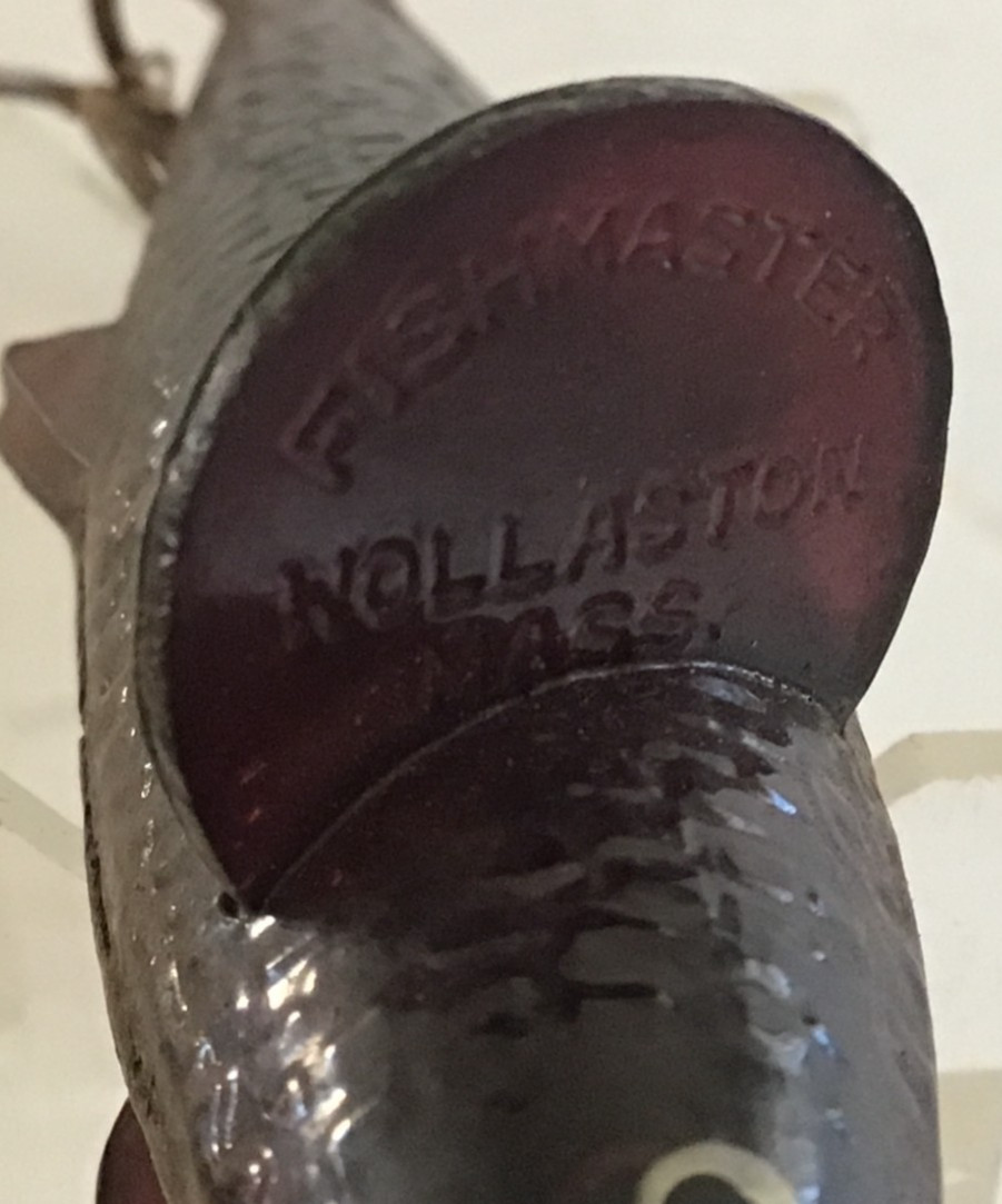 Mixed Lot Fishing Tackle-Fishmaster Lure-Feathered Hooks-Flies-Spinner