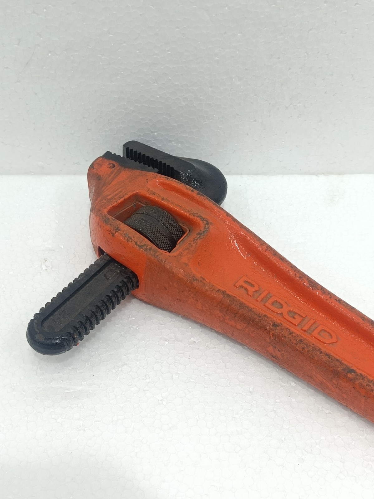 RIDGID 24 IN HEAVY DUTY OFF SET PIPE WRENCH MODEL 89445 CAST IRON USA MADE 24"