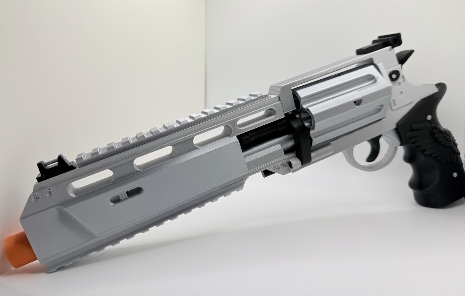 Resident Evil 9 Requiem Leon Revolver Prop 1:1 3D Print + Replica Rounds