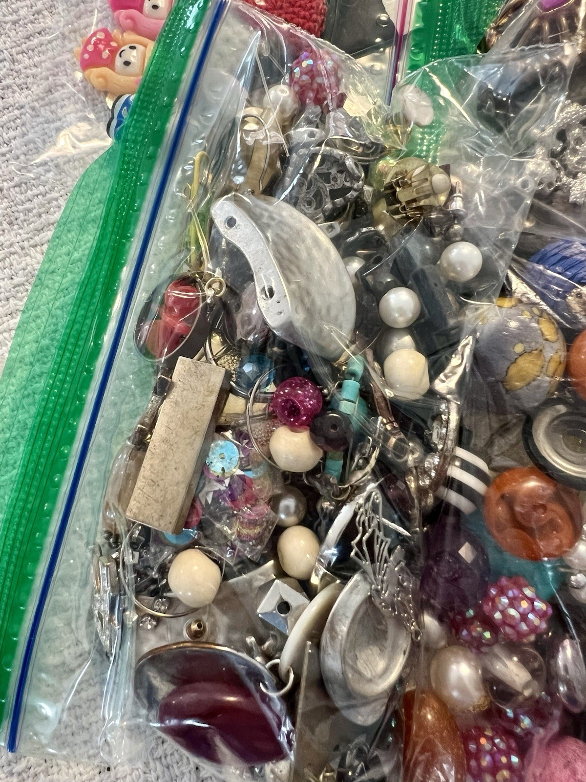 Jewelry Craft Lot 4 Lbs Broken Junk Repurpose Upcycle - Vintage To Now