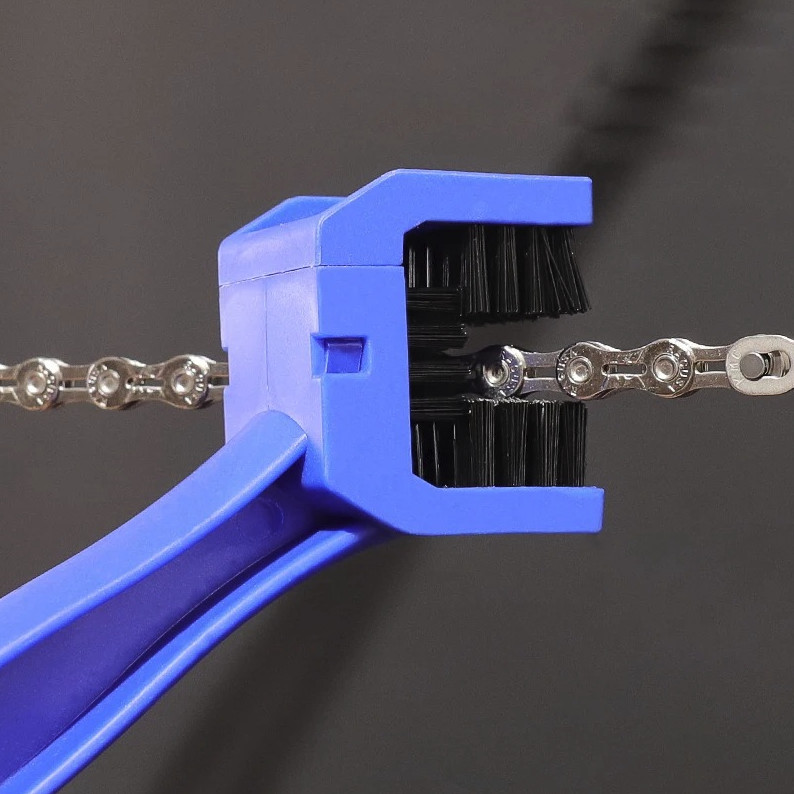 1pc Motorcycle Bicycle Chain Cleaning Brush Scrubber Tool Nylon - NEW