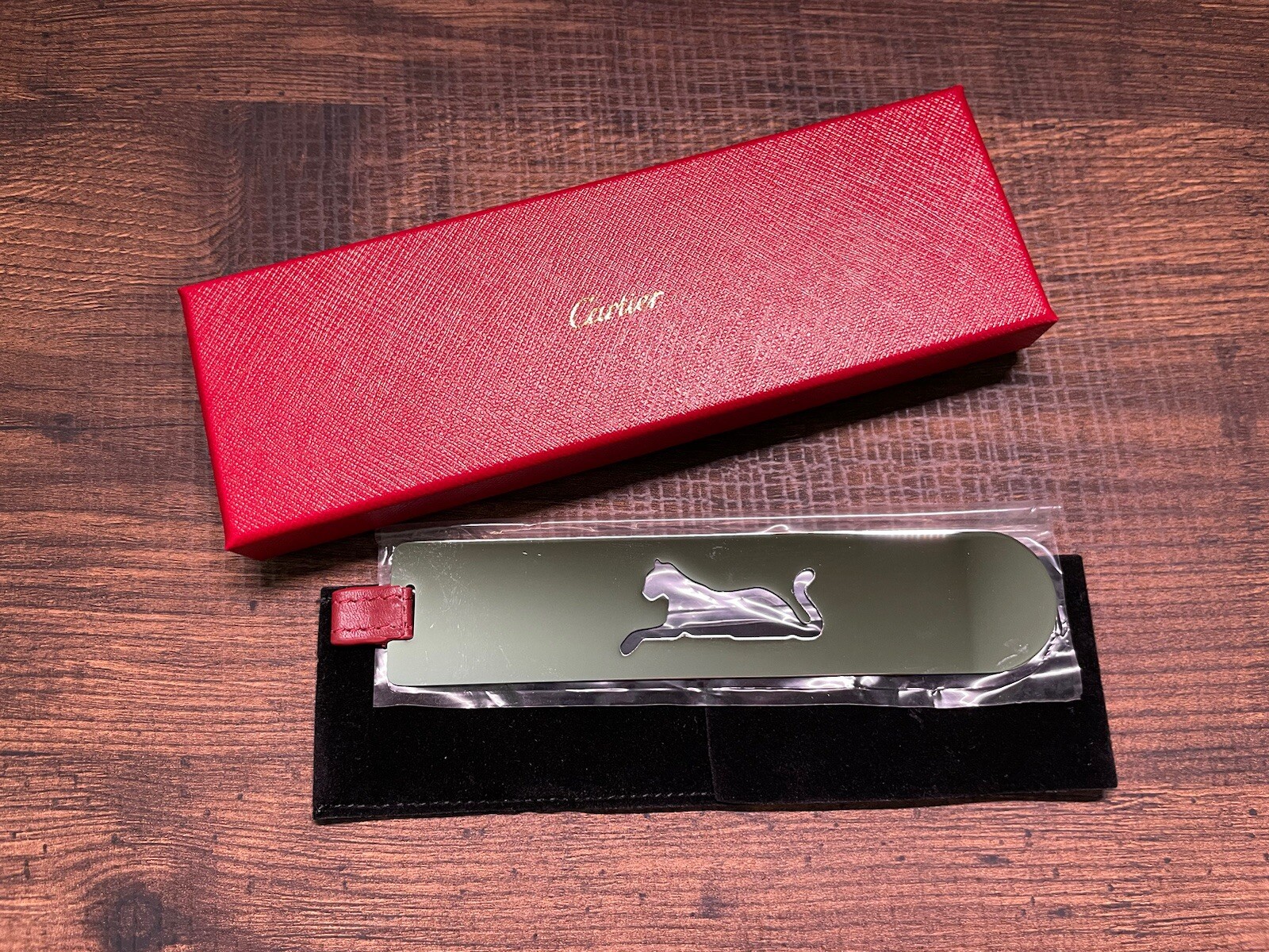 New~ Cartier Les Must De Cartier Bookmark Metal Panther