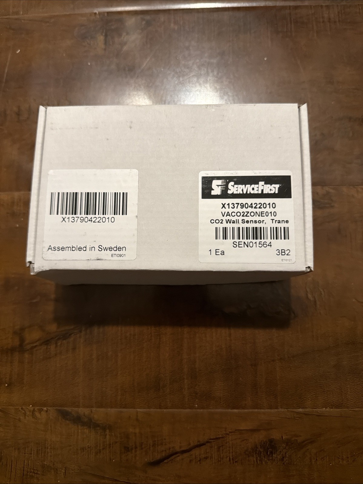 SEN01087 X13790422010 VACO2ZONE010 Service First/Trane CO2 Wall Sensor