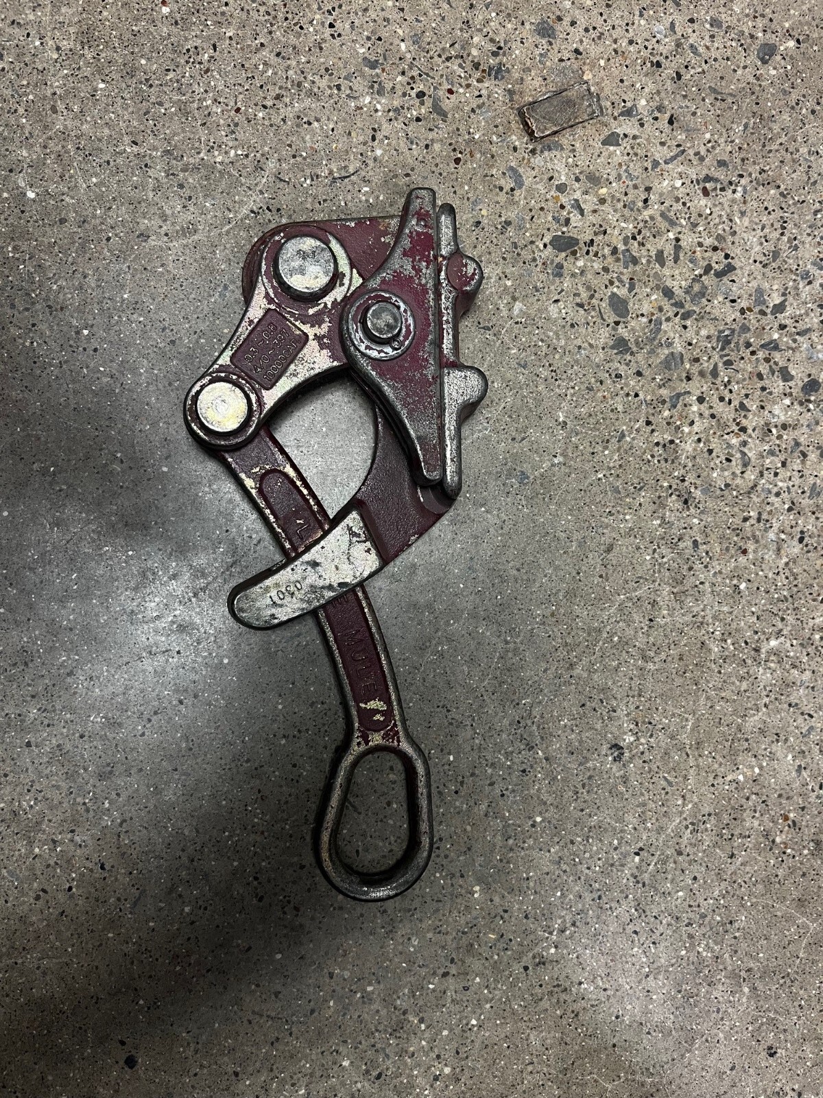 Little mule 4700 wire grip 10,000# ------0.3 to 0.8 ---4/0 to 397