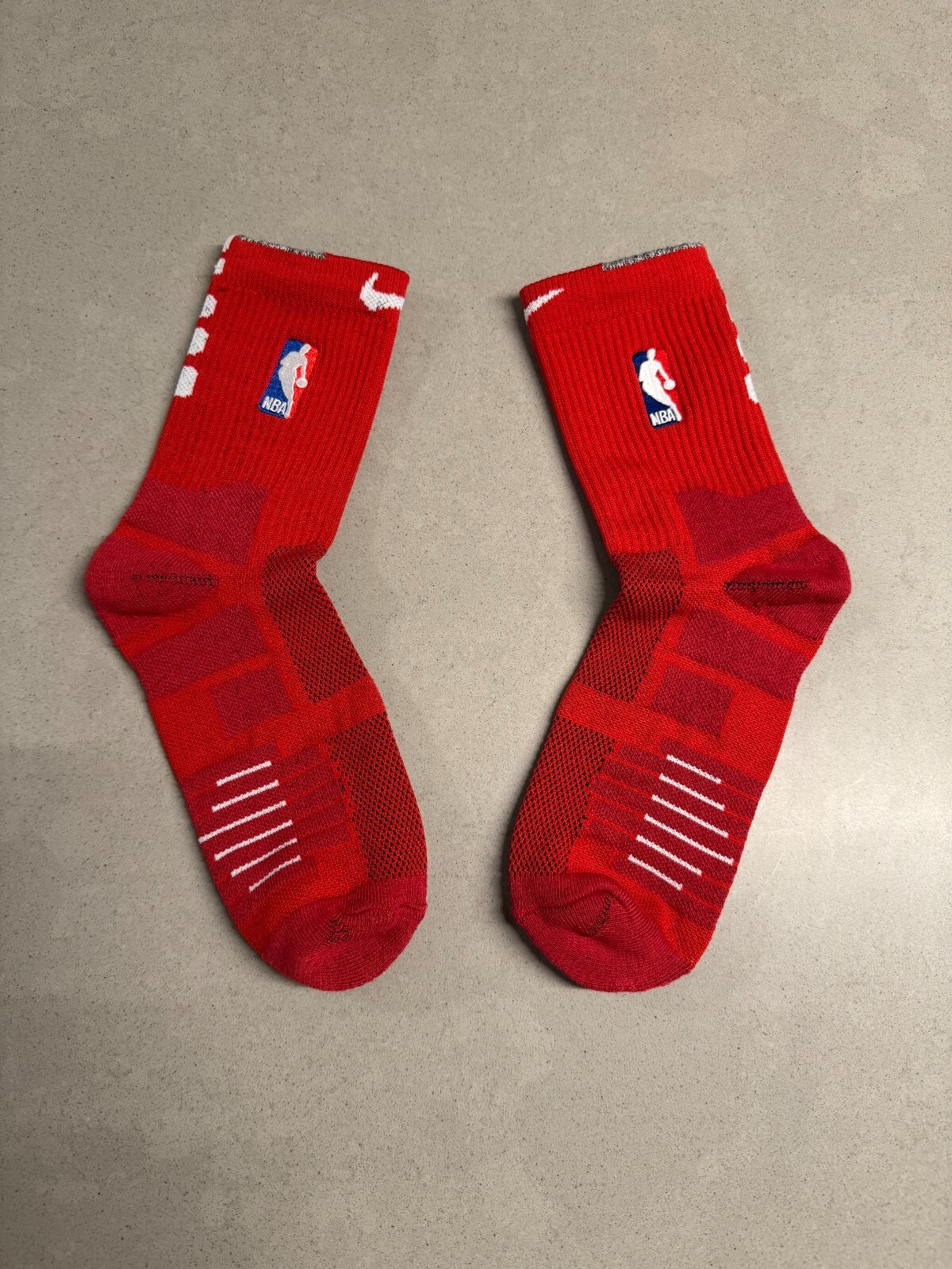 Nike NBA AUTHENTICS - Elite Quick Socks - All Colors - Mid Length All Large