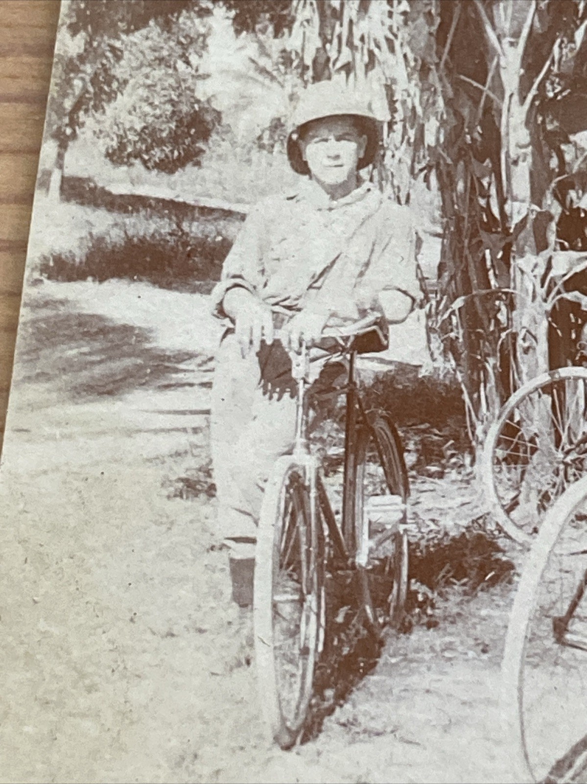 WWI era Photo Army Soldiers In Pith Helmets w/ Bicycles Portrait 6x4cm
