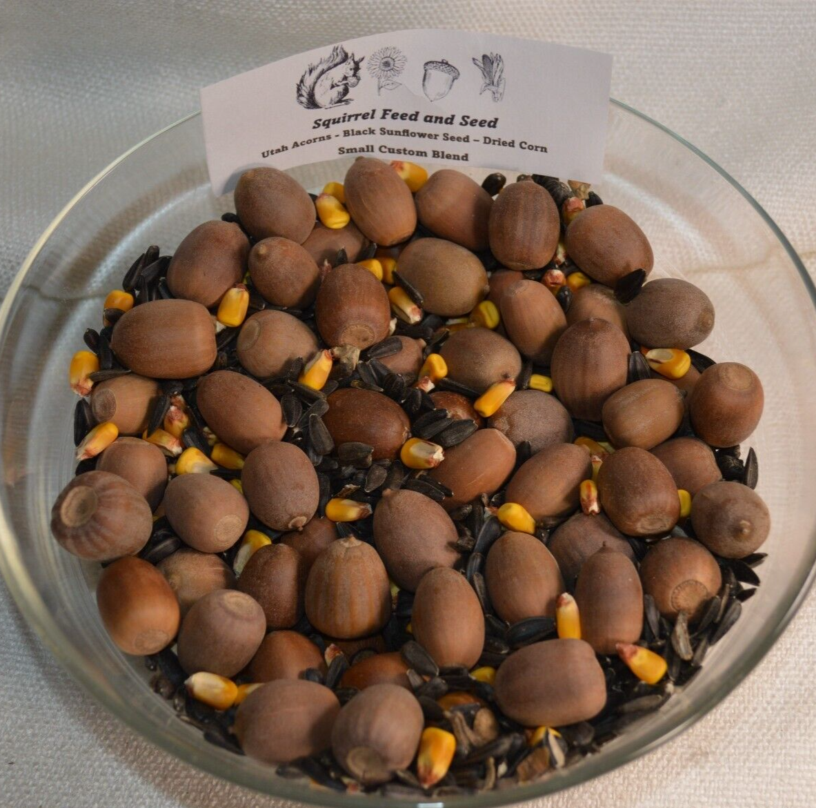 1 LBS Utah Acorn Mix Squirrel Feed With Dried Corn, Dried Black Sunflower Seeds