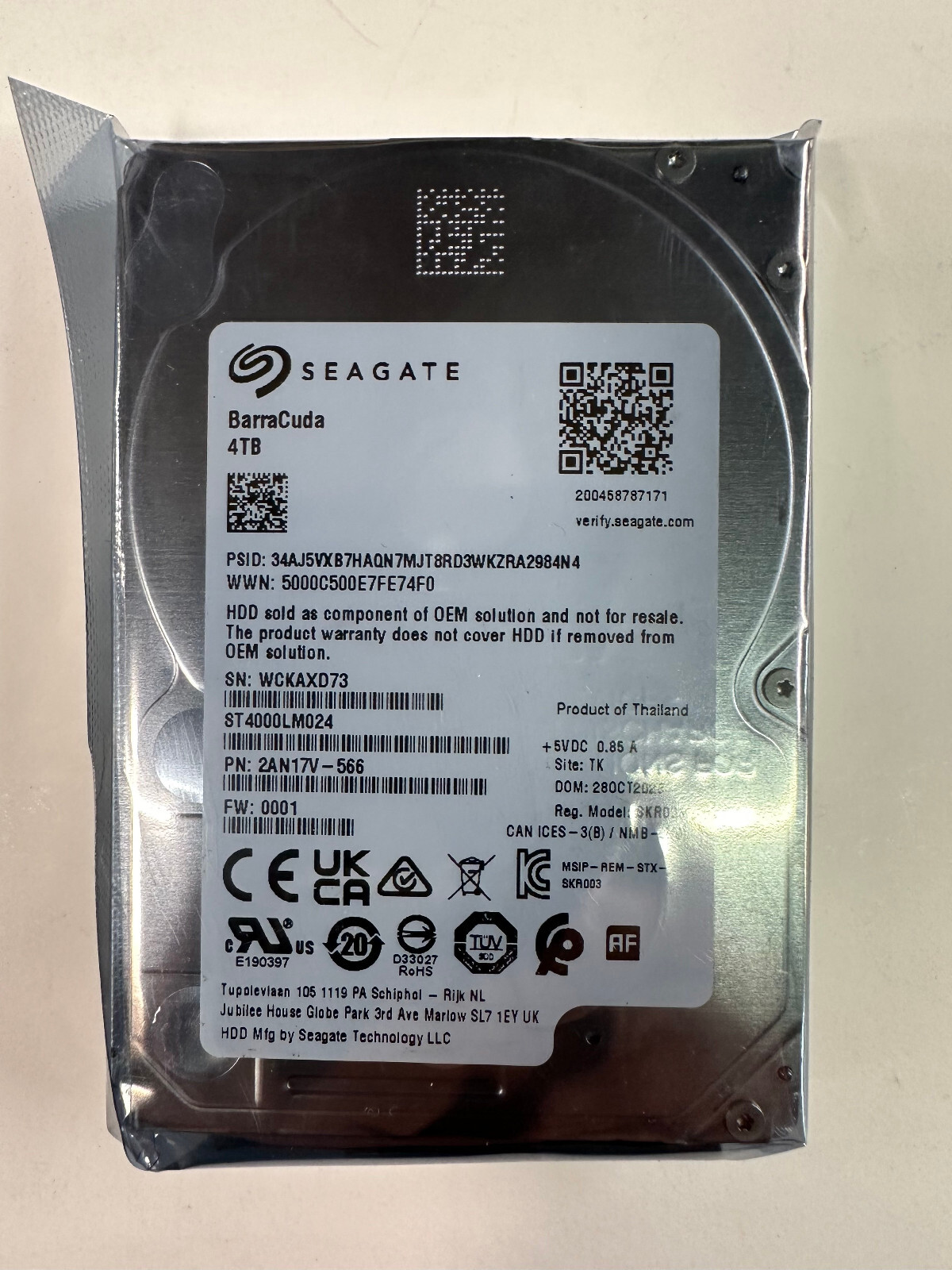 Seagate Barracuda ST4000LM024 4TB 2.5" Server HDD 15mm 0.59" FW 0001 POH 800