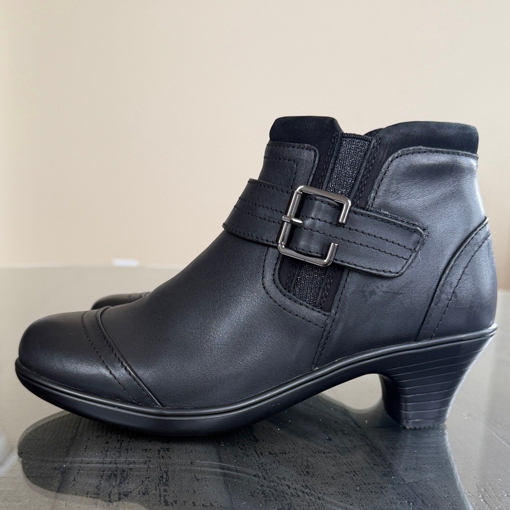 Orthofeet Bioheels women's black leather ankle boots 6 wide
