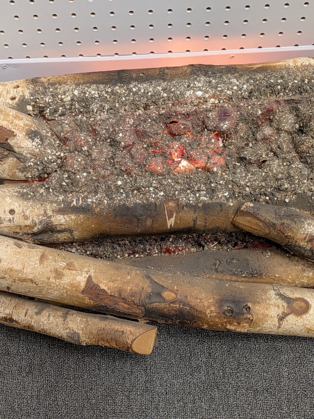 VTG 60's Light Up Fireplace Birch Wood Logs Faux Fire Electric Burning Logs Xmas