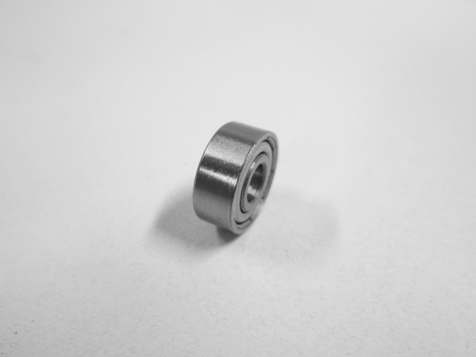 Replacement Guide Bearing for Router Bit 1/2" OD , 3/16 ID R3 R3zz