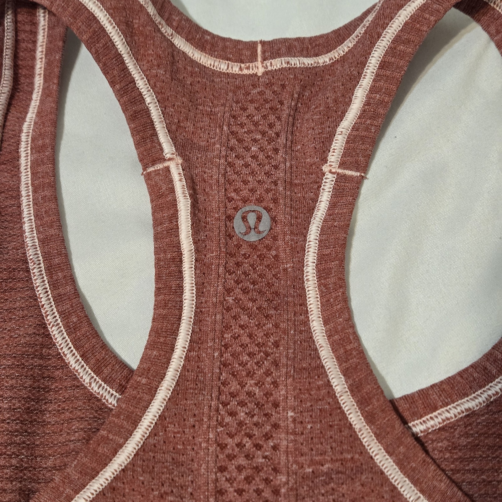 Lululemon Swiftly Tech Racerback Tank Top 2.0 Heathered Red Size 8