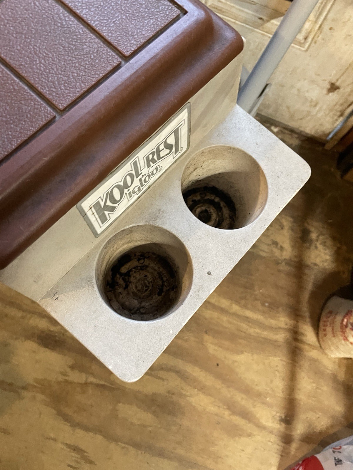 VTG Igloo Lg Kool Rest Armrest Console Cooler 23" Long 1982