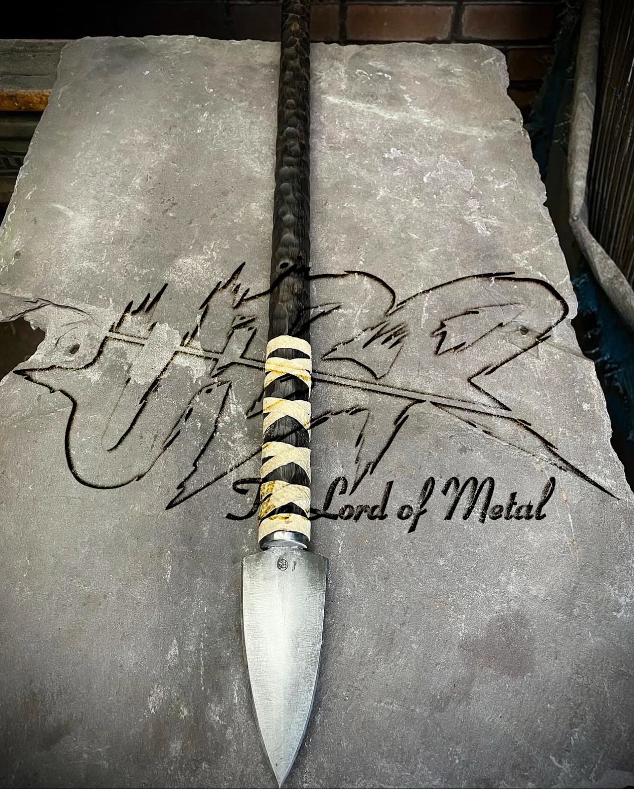 UBR CUSTOM HANDMADE HIGH CARBON STEEL HUNTING BOAR SPEAR WITH LEATHER SHEATH
