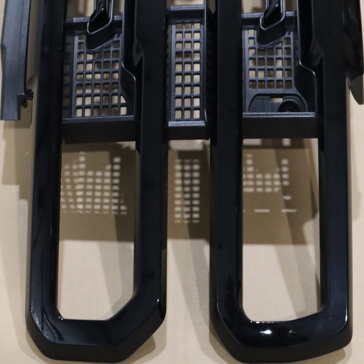 OE 23-26 Super Duty Front Grille BLACK APPEARANCE PACKAGE Blacked-Out PC3Z8200KA