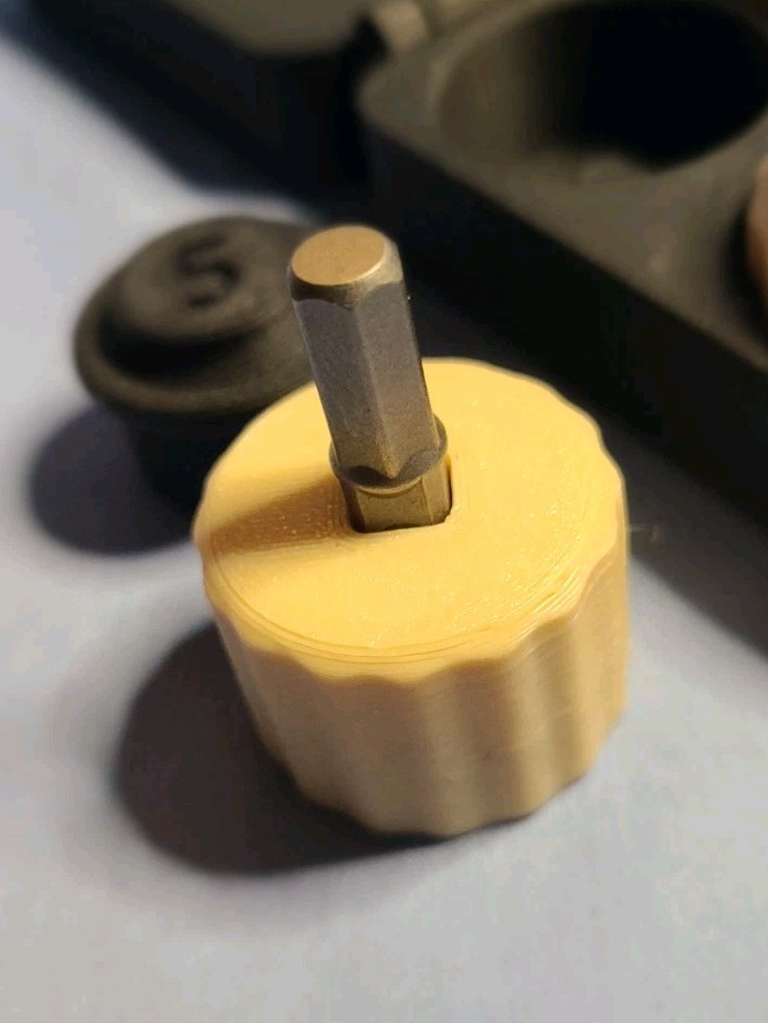 10 piece Coin Roll End Crimp Set with Steel crimp tabs. Includes 1/4" drive bit