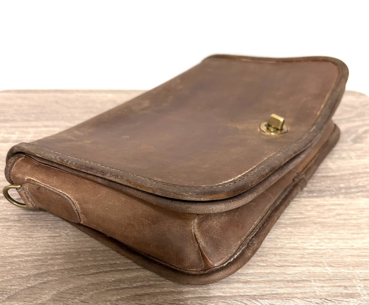 VTG Coach Shoulder Bag Brown British Tan Leather Brass Turnlock *Need TLC As Is*