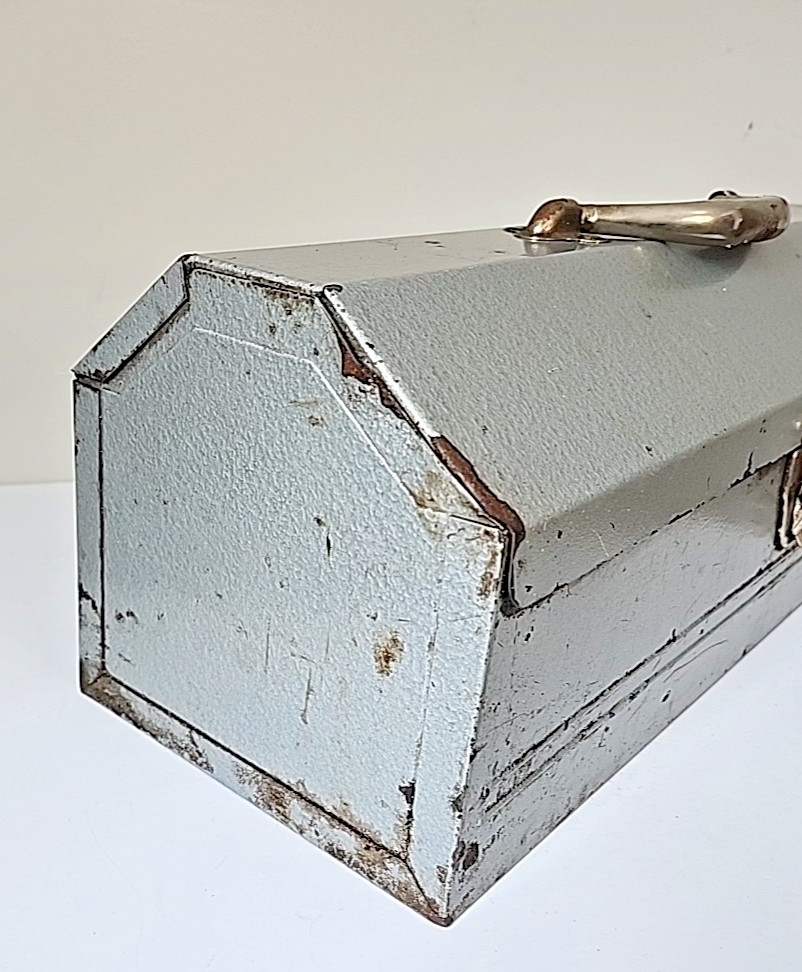 Vintage S-K Wayne Coffin Metal Gray Tool Box 17.5"L X 6”H X 6”D