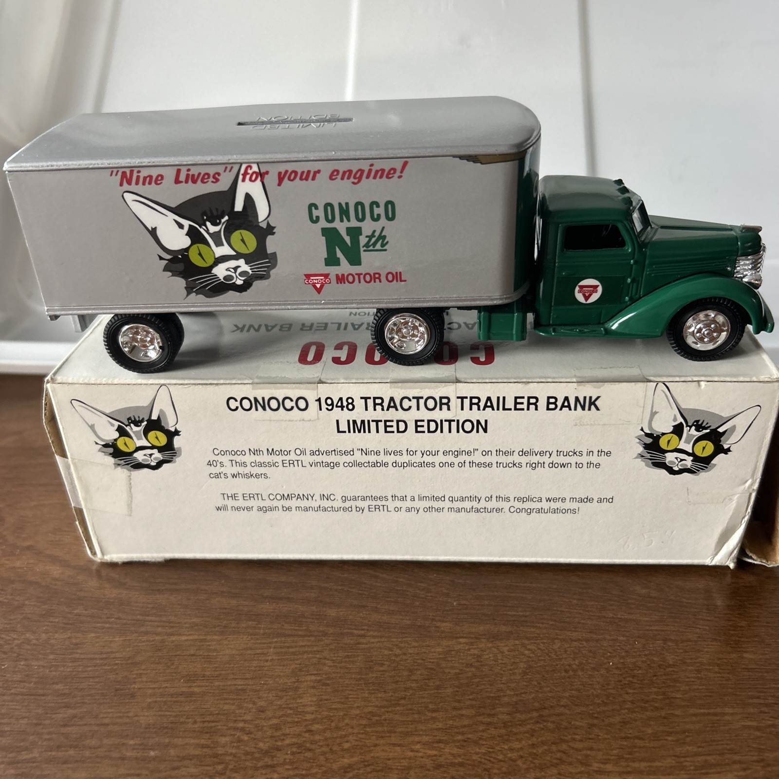 Conoco Nth Motor Oil 1948 Tractor Trailer Ertl Diecast Bank Limited Edition