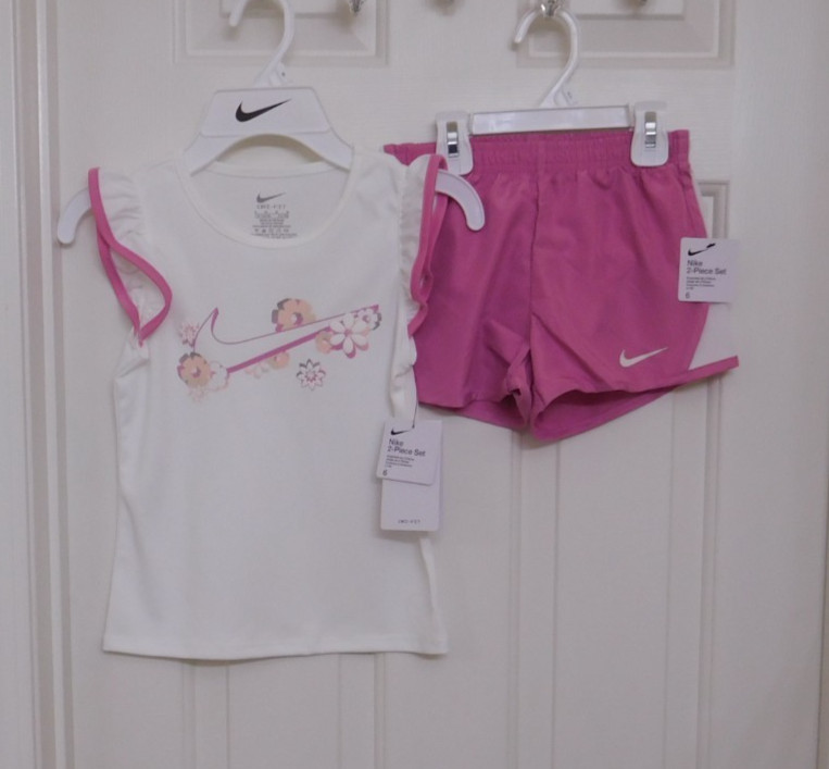 NWT 2pc Nike White Flower Trim Swoosh Logo Top & Shorts Set sz 3t 4t 6 or 6x