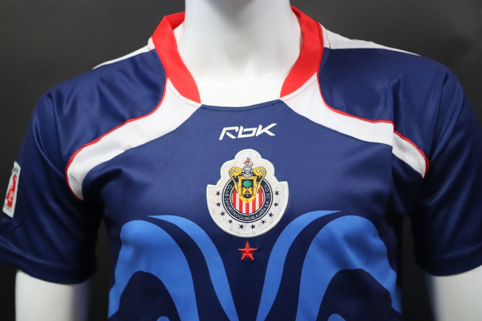 CHIVAS RETRO VISITA 06/07 (Talla Reducida) slim fit LEER DESCRIPSON
