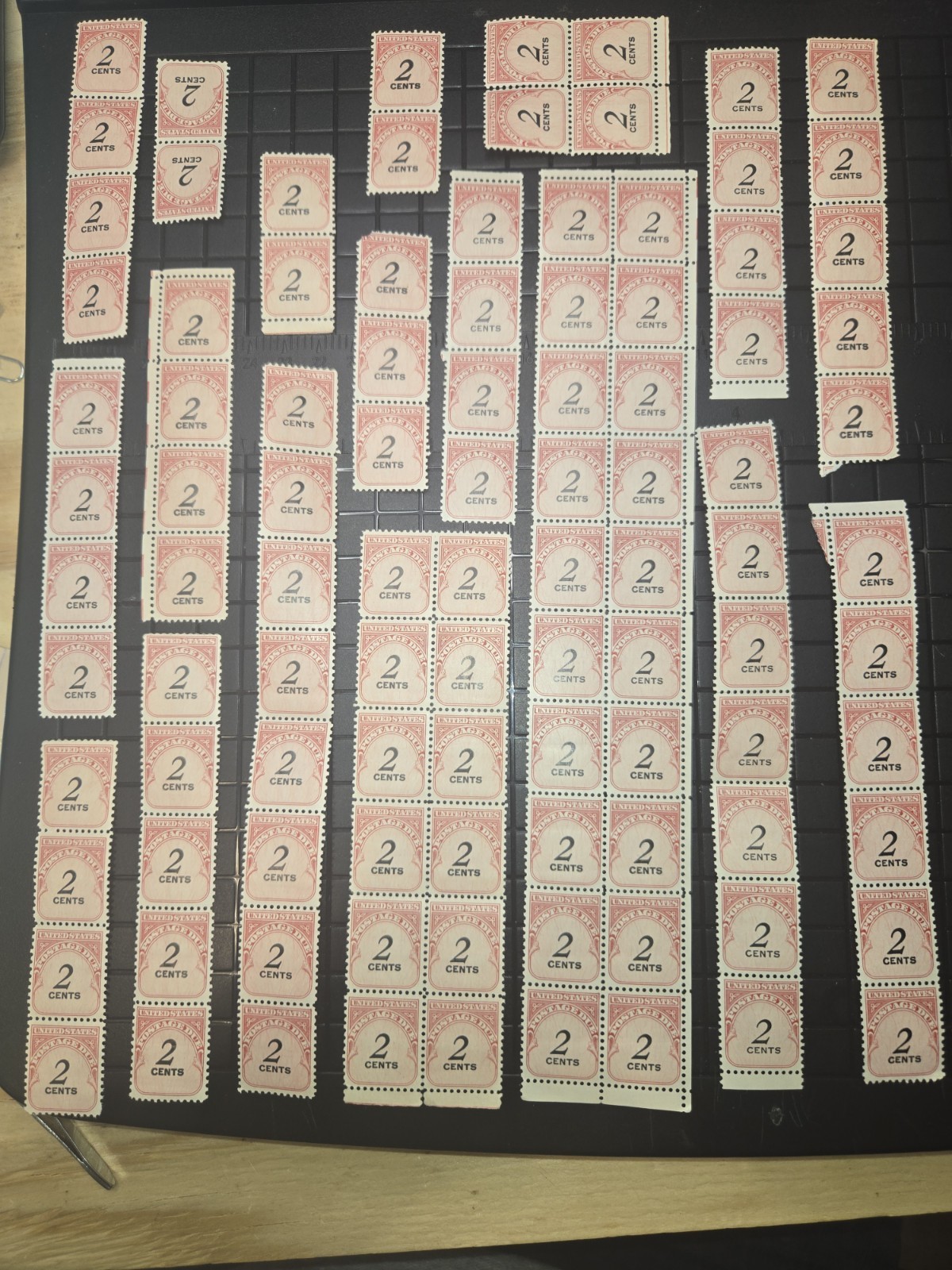 US #J90 Carmine Rose Lot Of MNH.OG Blocks And strips And Pairs. ( 1 )