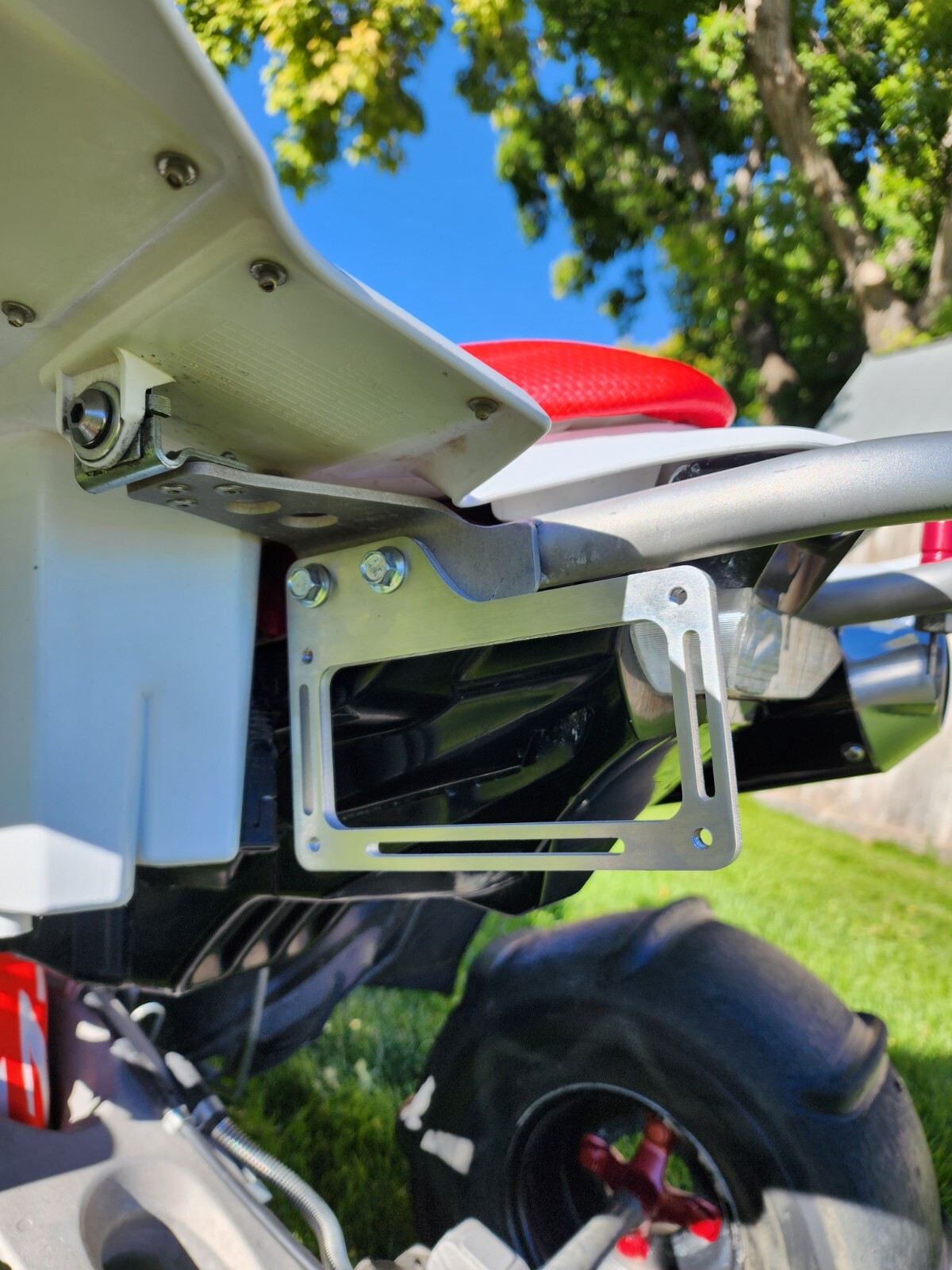 License Plate Mount/Bracket – Fits Yamaha YFZ450R, Raptor, Honda TRX450