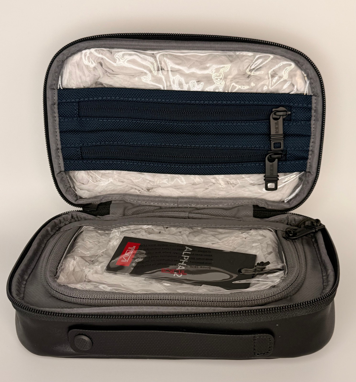 Tumi Alpha Split Travel Kit Black Leather Dopp Kit Toiletry Bag Travel Organizer