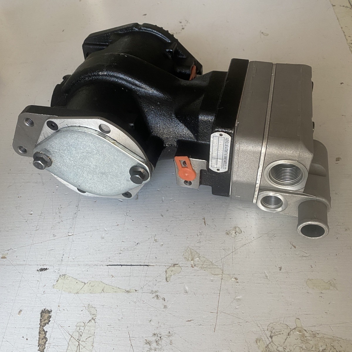 Air Brake Compressor 5286966RX for Cummins 6BT 6BT5.9 Engine 4946293 9111545130