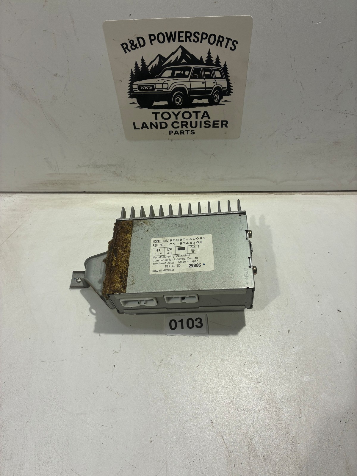 Toyota Land Cruiser FZJ80 OEM Radio Amplifier 86280-60091