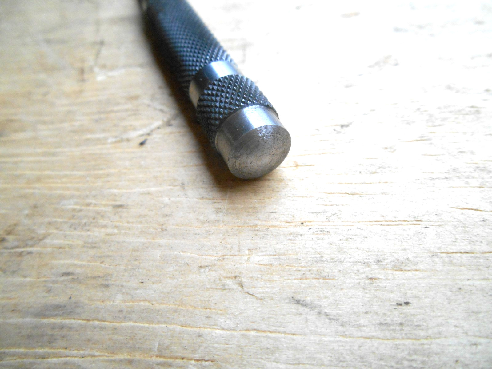 STARRETT 18-AA AUTOMATIC CENTER PUNCH WITH NEW TIP , USA