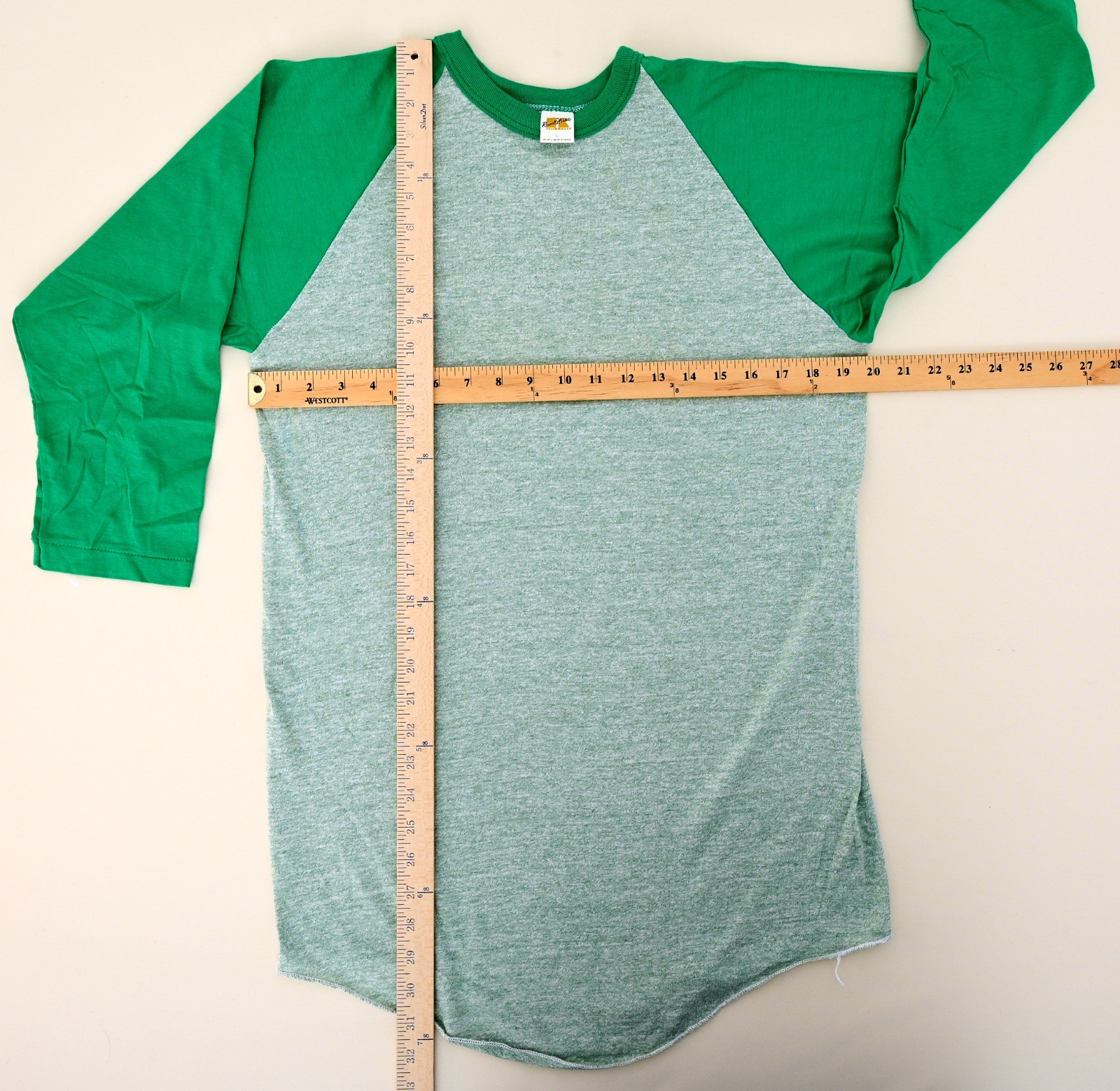 Vintage Russell Athletic Men's L Heather Green Raglan Sleeve Baseball T-shirt