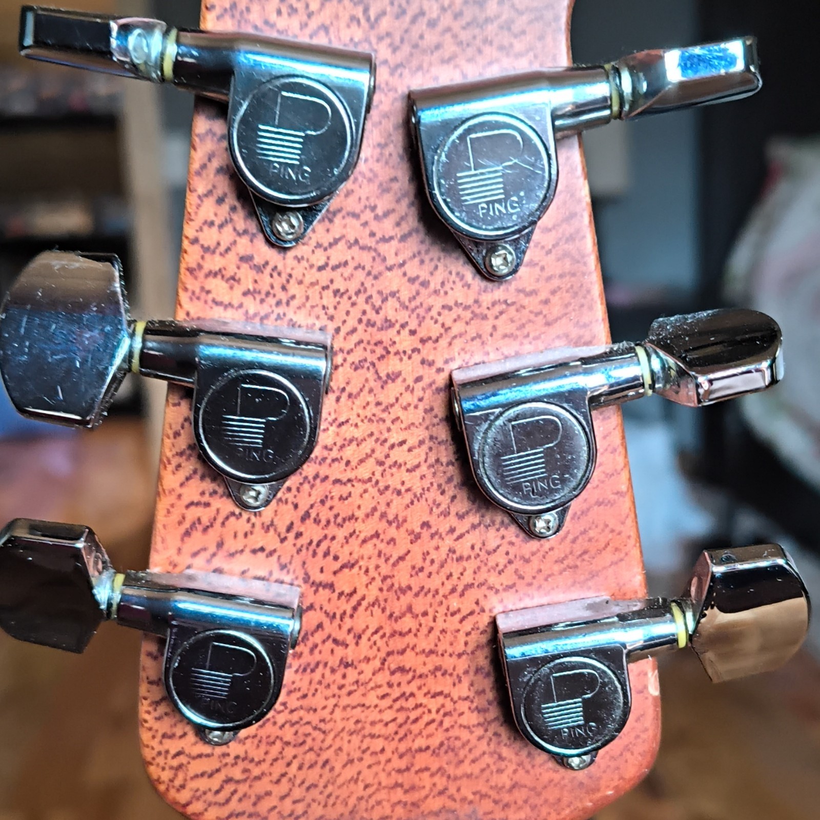 1987-94Ovation Celebrity CC68 Acoustic-Electric Guitar 6 String Cutaway Sunburst